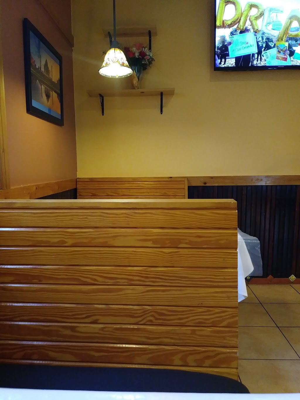 Taj Mahal Restaurant and Tea House | restaurant | 202 Newton St, Salisbury, MD 21801, USA | 4105431111 OR +1 410-543-1111