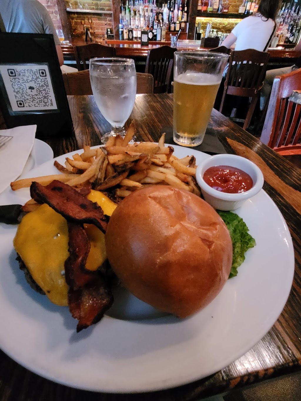 Eugene ONeills | restaurant | 3700 Washington St, Boston, MA 02130, USA | 6175532492 OR +1 617-553-2492