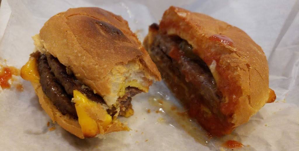 Krolls East | restaurant | 1658 Main St, Green Bay, WI 54302, USA | 9204684422 OR +1 920-468-4422