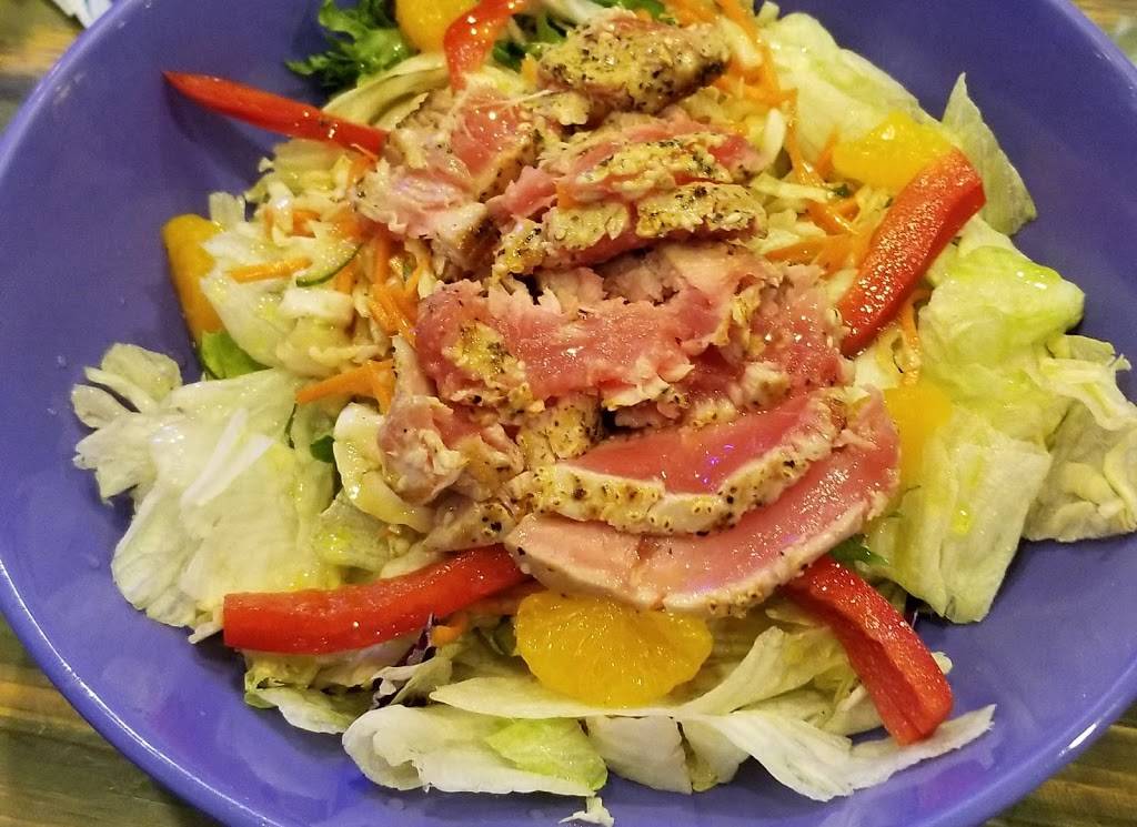 Hurricane Grill & Wings | meal takeaway | 7100 Fairway Dr, Palm Beach Gardens, FL 33418, USA | 5617752522 OR +1 561-775-2522