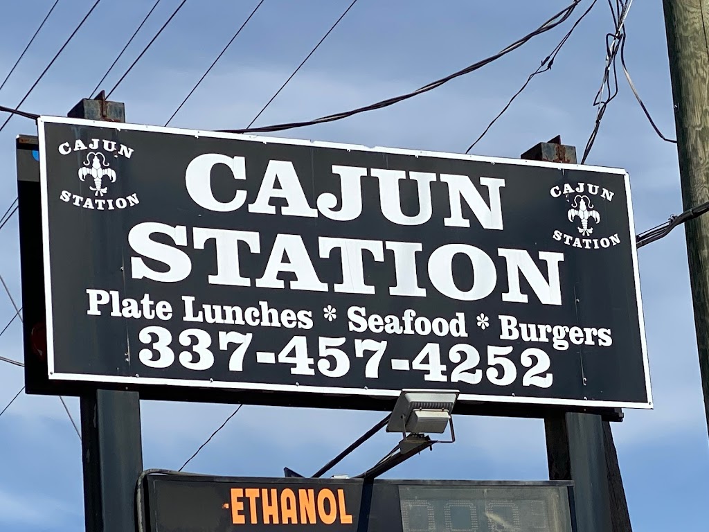 Cajun Station | restaurant | 101 Veterans Dr, Eunice, LA 70535, USA | 3374574252 OR +1 337-457-4252