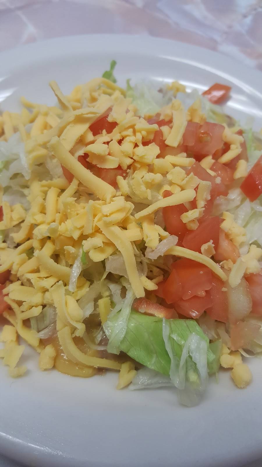 Crystals Cafe | restaurant | 2420 N Zarzamora St, San Antonio, TX 78201, USA | 2107324614 OR +1 210-732-4614