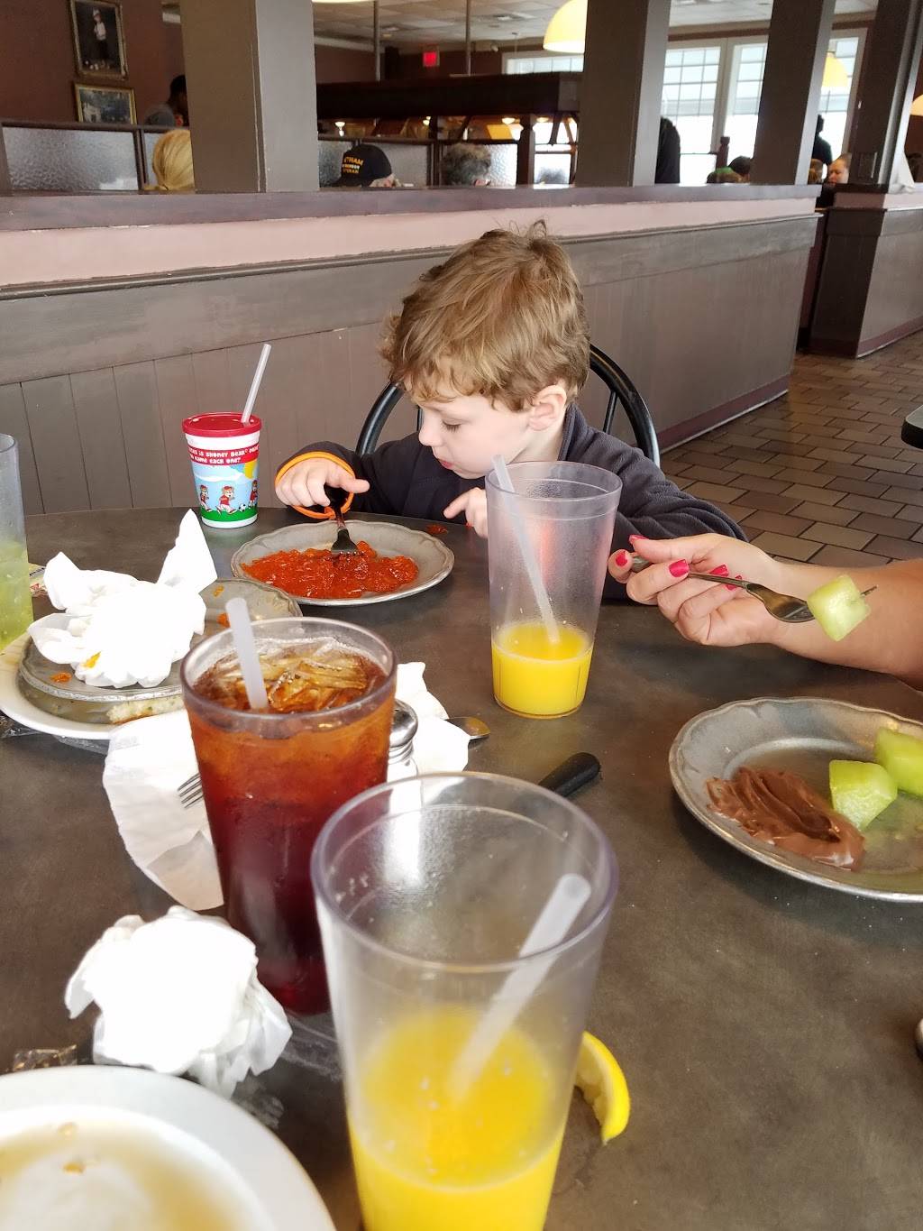 Shoneys Lawrenceburg | restaurant | 2124 N Locust Ave, Lawrenceburg, TN 38464, USA | 9317628837 OR +1 931-762-8837