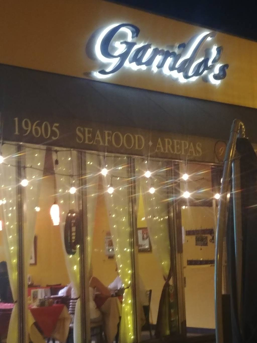 Garridos Bistro & Pastry | restaurant | 19605 Mack Ave, Grosse Pointe Woods, MI 48236, USA | 3134663042 OR +1 313-466-3042