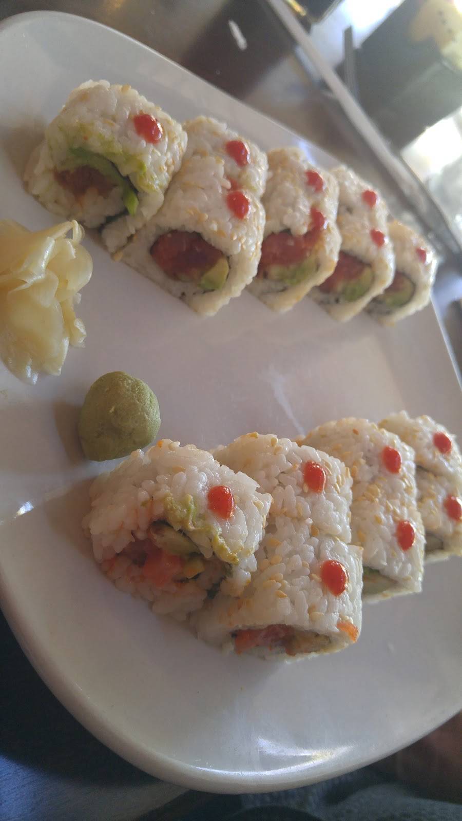 Mon Thai Bistro and Sushi Bar | restaurant | 4901 Broadway St, San Antonio, TX 78209, USA | 2108223253 OR +1 210-822-3253