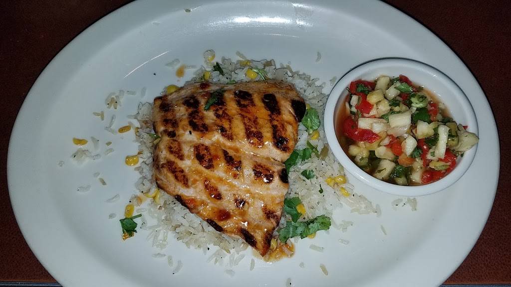 Uncle Julios Mexican From Scratch | restaurant | 4251 Fairfax Corner Ave, Fairfax, VA 22030, USA | 7032667760 OR +1 703-266-7760