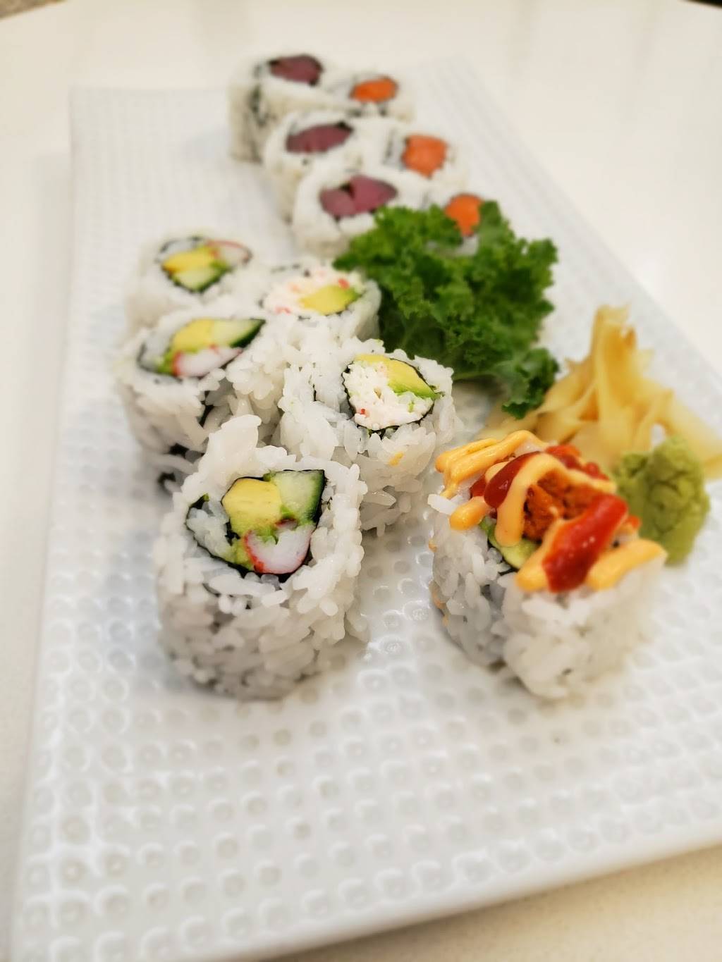 Sushi Town | restaurant | 740 Packard St, Ann Arbor, MI 48104, USA | 7343278646 OR +1 734-327-8646