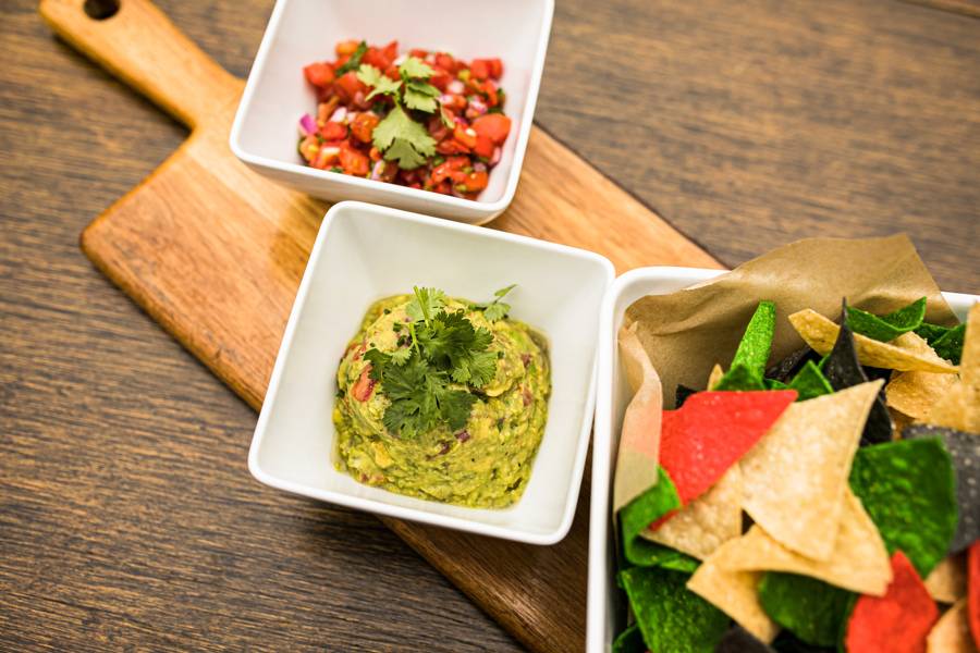 Rincon Beach Bar | restaurant | 3805 Santa Claus Ln, Carpinteria, CA 93013, USA | 8055669003 OR +1 805-566-9003