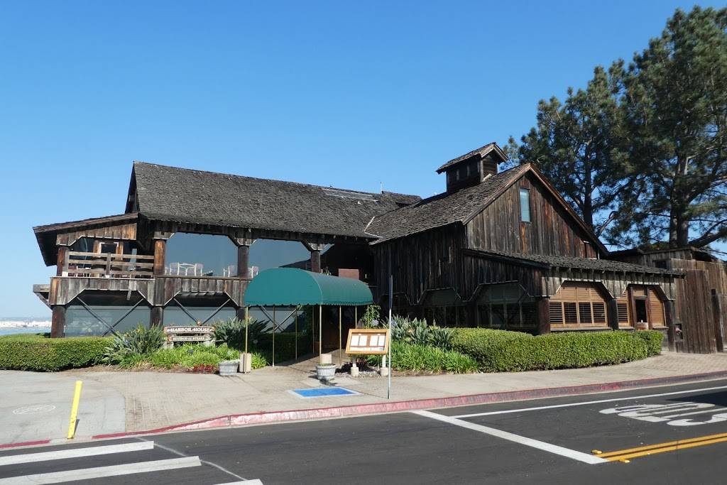 Harbor House Restaurant | restaurant | 831 W Harbor Dr, San Diego, CA 92101, USA | 6192321141 OR +1 619-232-1141