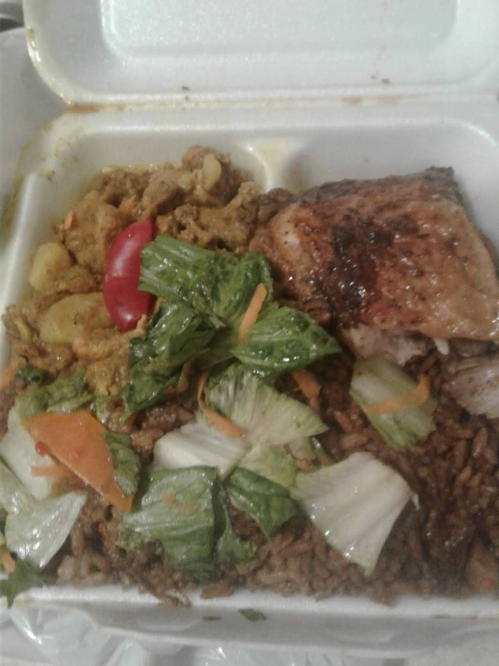 Roses Tree Of Life - Caribbean Delight | restaurant | 1225 Wonderland Rd N, London, ON N6G 2V9, Canada | 2266638178 OR +1 226-663-8178