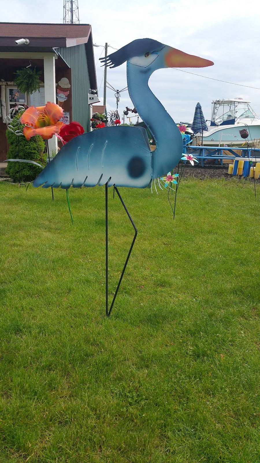 Sticks-N-Stones | restaurant | 21723 W Cannonsville Rd, Pierson, MI 49339, USA | 6166368677 OR +1 616-636-8677