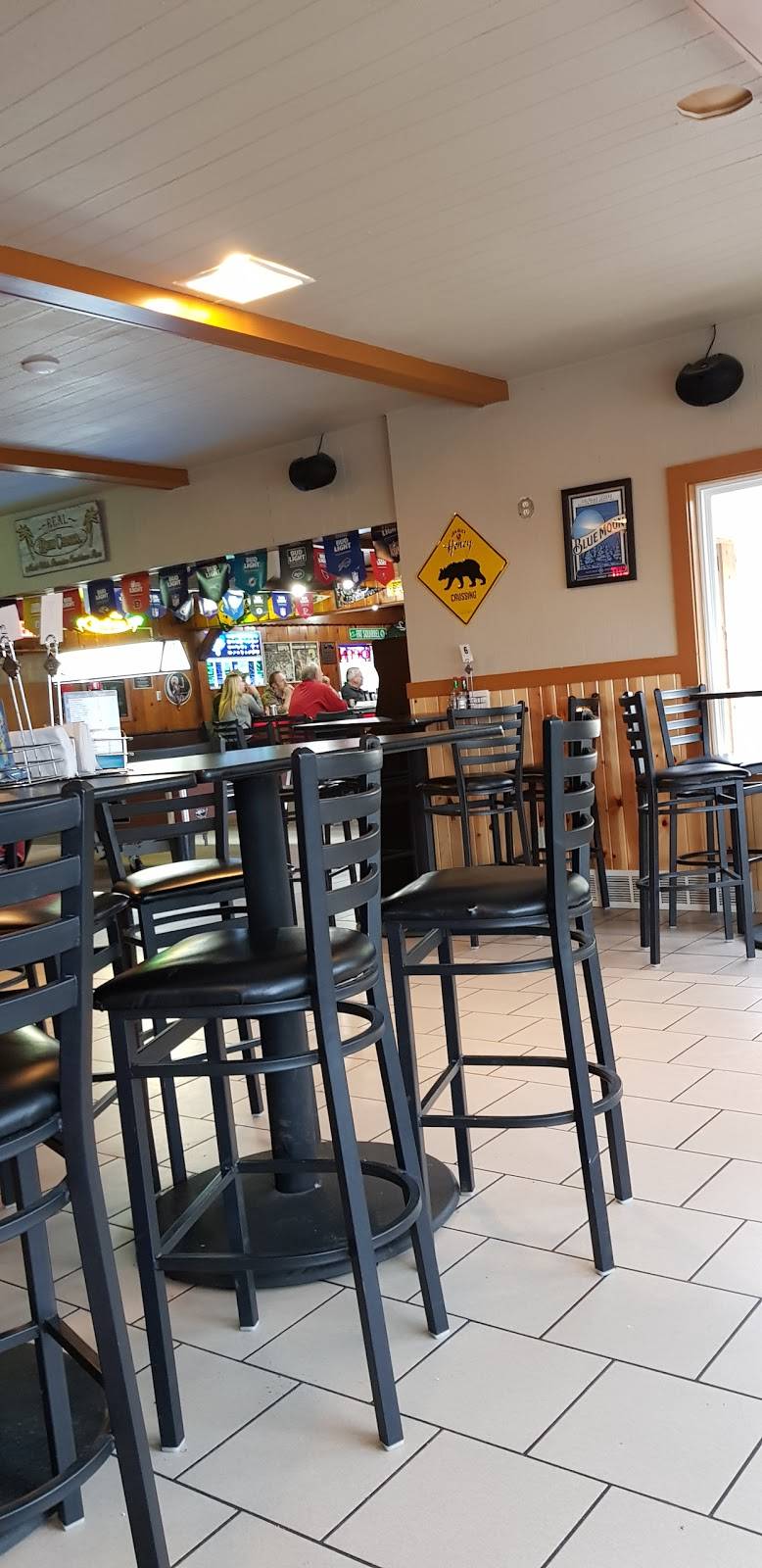 Big Guys | restaurant | 5869 Franklin Dr, Hartford, WI 53027, USA | 2624572200 OR +1 262-457-2200