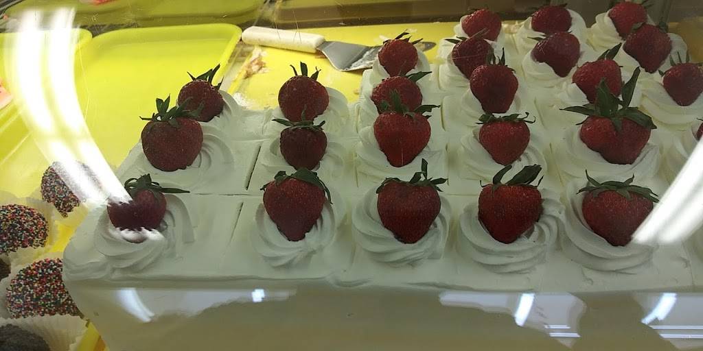 Tripoli Pizza & Bakery - Lawrence | bakery | 106 Common St, Lawrence, MA 01840, USA | 9786827754 OR +1 978-682-7754