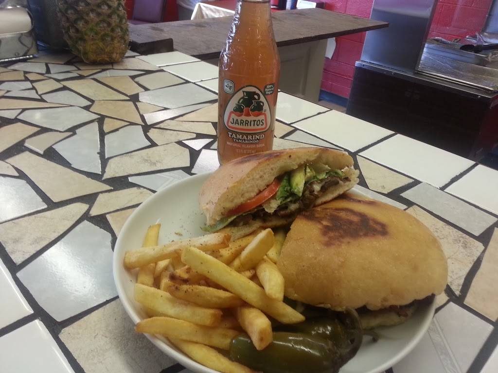 Gios Taqueria | restaurant | 1012 Webb Chapel Rd, Carrollton, TX 75006, USA | 9724161484 OR +1 972-416-1484