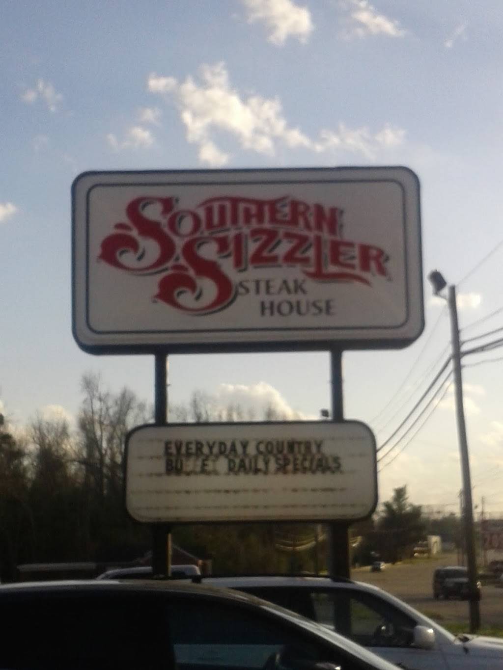 Southern Sizzler | restaurant | 1405 S Madison St, Whiteville, NC 28472, USA | 9106401861 OR +1 910-640-1861