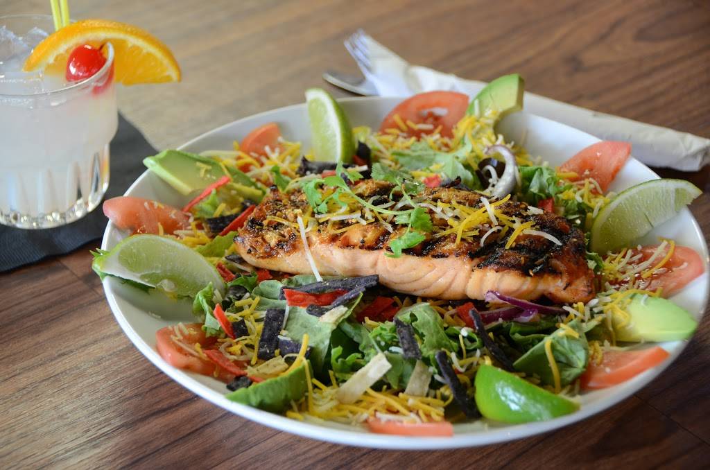 Whiskey Ranch Bar & Grill | restaurant | 24 N Main St, Janesville, WI 53545, USA | 6085631554 OR +1 608-563-1554