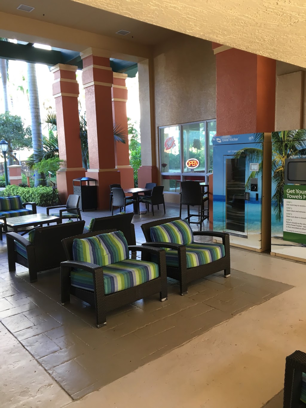 Kisses From Italy | cafe | Wyndham Palm Aire, 2601 North, Palm Aire Dr N, Pompano Beach, FL 33069, USA | 9549705038 OR +1 954-970-5038