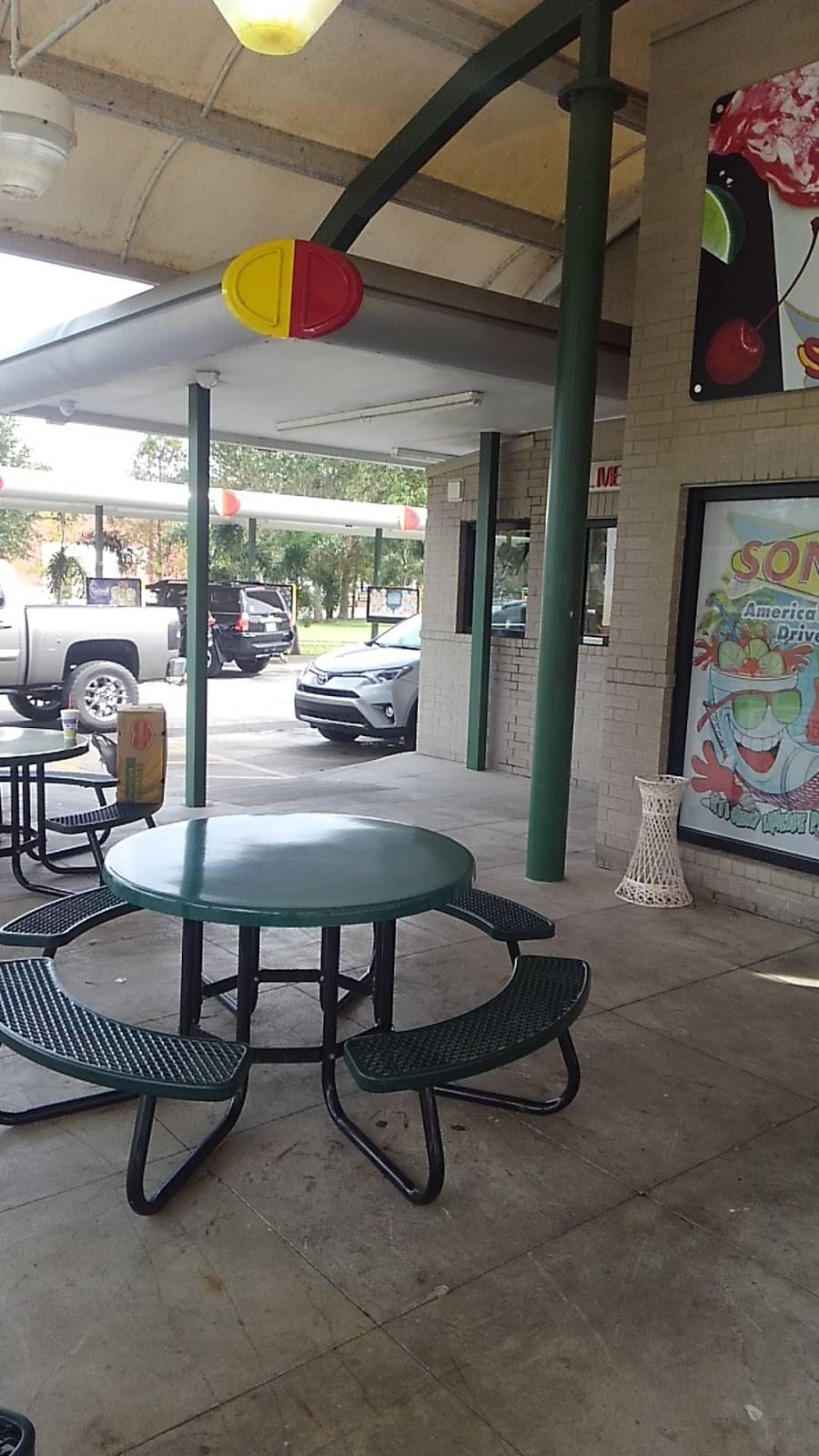 Sonic Drive-In | restaurant | 555 Pine Island Rd, Fort Myers, FL 33903, USA | 2399955114 OR +1 239-995-5114