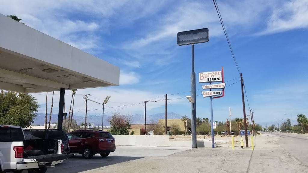 Burger Box | restaurant | 81201 Indio Blvd, Indio, CA 92201, USA | 7603426631 OR +1 760-342-6631