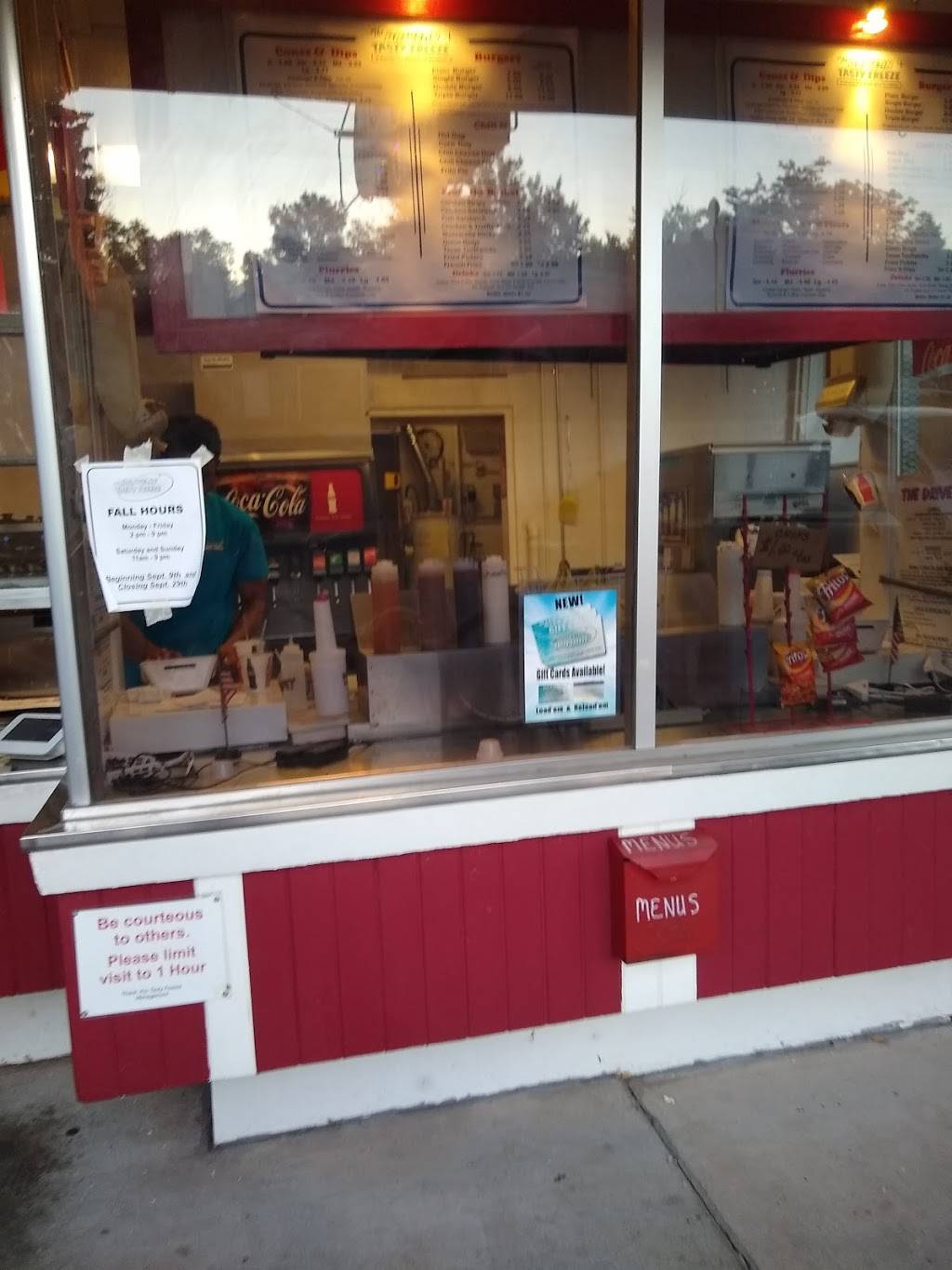 Tasty Freeze | restaurant | 2309 N Weber St, Colorado Springs, CO 80907, USA | 7193449073 OR +1 719-344-9073