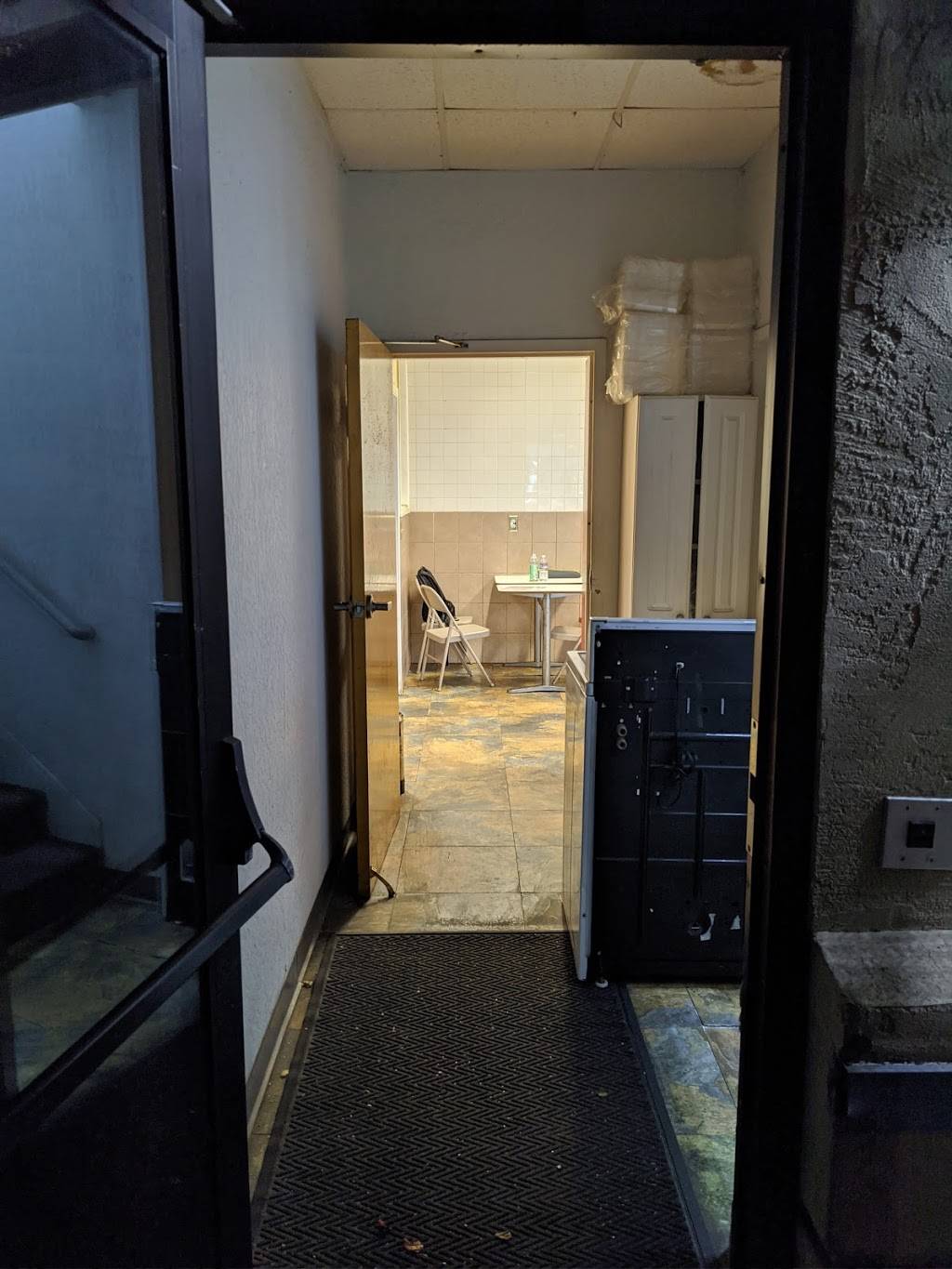 Snack Corner | restaurant | 70 Saratoga Ave, Santa Clara, CA 95051, USA | 6692039006 OR +1 669-203-9006