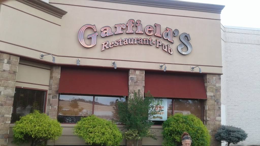 Garfields | restaurant | 2400 Meadowbrook Mall, Bridgeport, WV 26330, USA | 3048428556 OR +1 304-842-8556