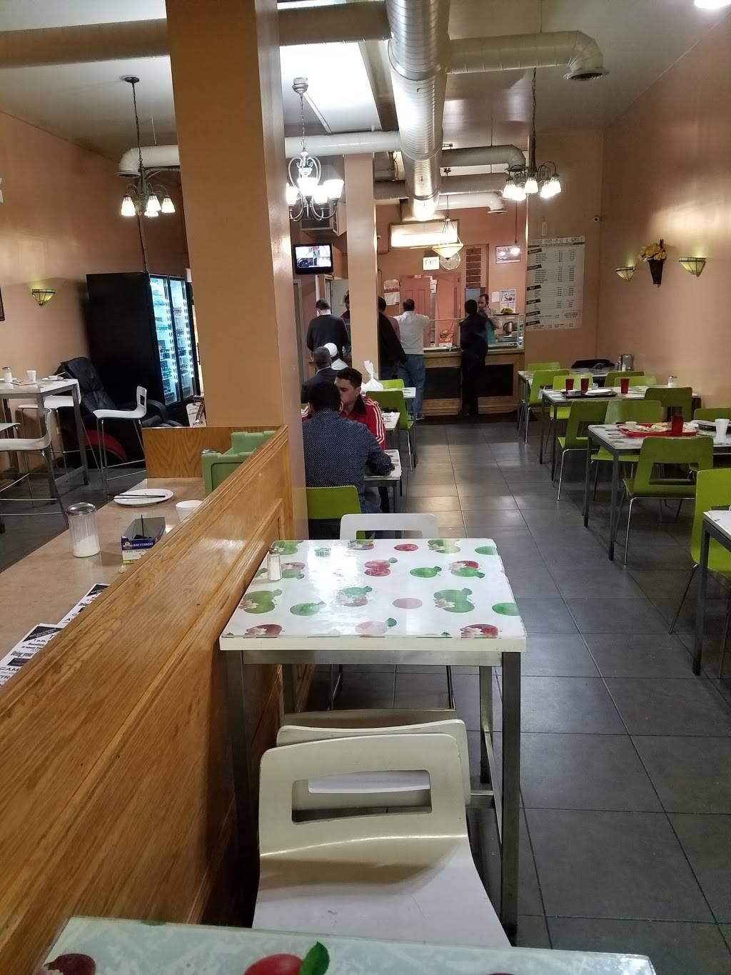 Tabaq Restaurant | restaurant | 1245 N Clybourn Ave, Chicago, IL 60610, USA | 3129441245 OR +1 312-944-1245