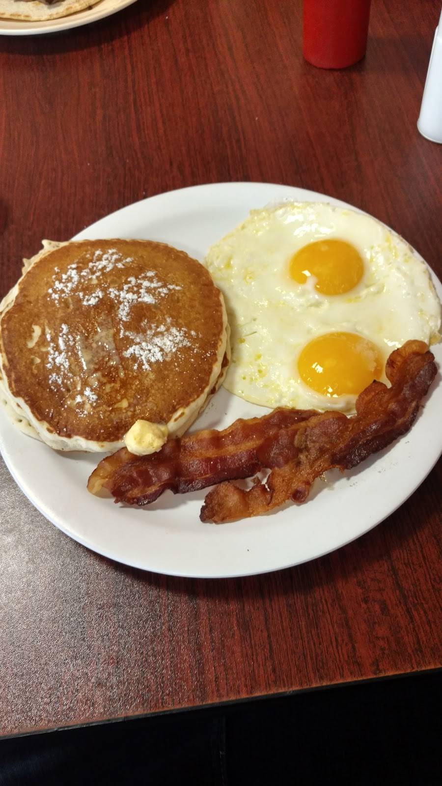 Taco Place | restaurant | 312 N May St, Madisonville, TX 77864, USA | 9363490880 OR +1 936-349-0880