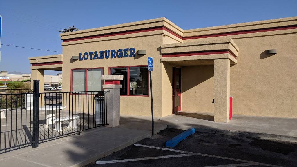 Blakes Lotaburger | restaurant | 1300 S Valley Dr, Las Cruces, NM 88005, USA | 5755231849 OR +1 575-523-1849