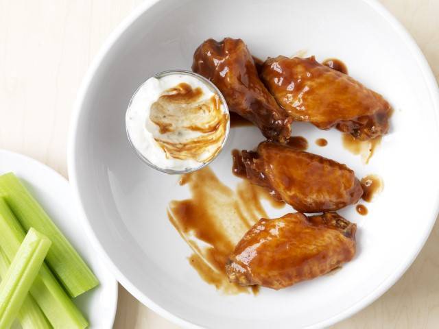 Buffalo Wings & Rings | restaurant | 11751 S Cleveland Ave, Fort Myers, FL 33907, USA | 2392043100 OR +1 239-204-3100