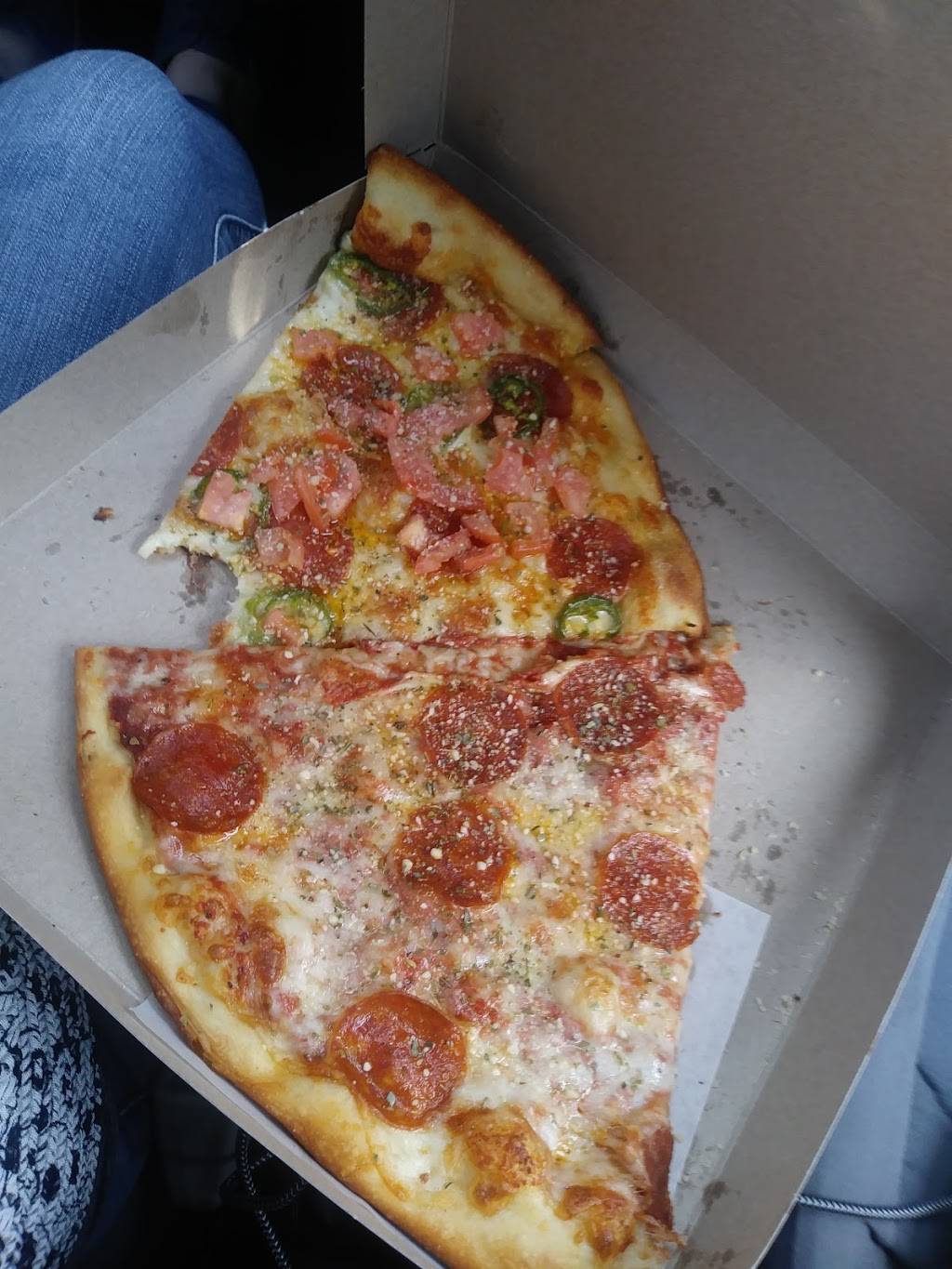 Johnnys Real New York Pizza | restaurant | 1320 Bison Ave, Newport Beach, CA 92660, USA | 9497181337 OR +1 949-718-1337