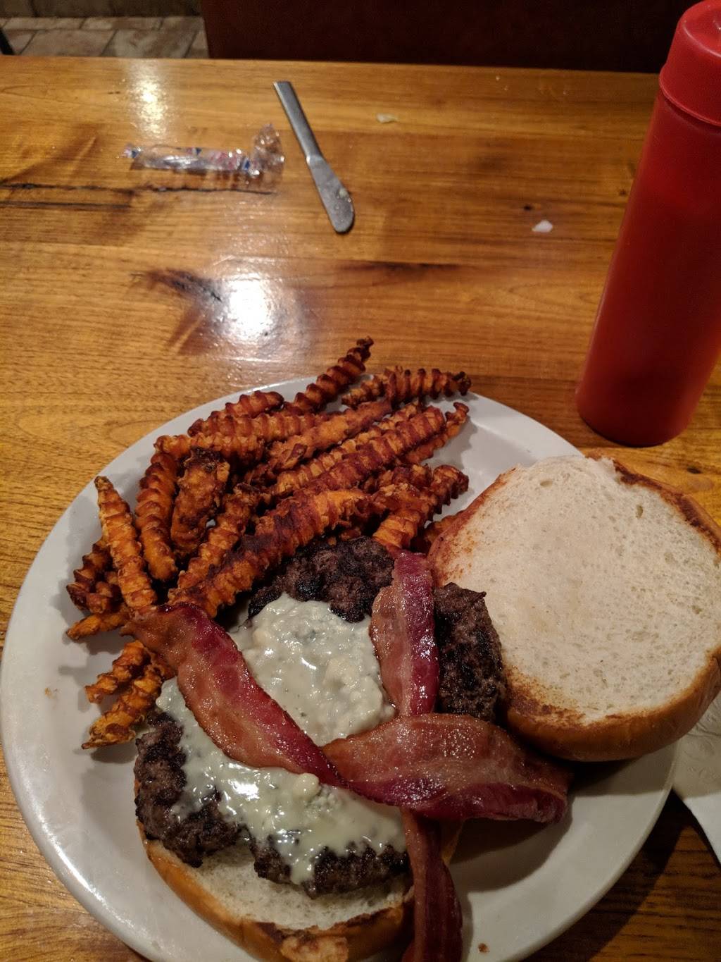 Buliceks Landing | restaurant | 306 Franklin St, Delhi, IA 52223, USA | 5639222731 OR +1 563-922-2731