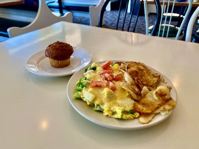 Old Fashioned Garden Cafe | bakery | 11040 Oak St, Omaha, NE 68144, USA | 4023930252 OR +1 402-393-0252