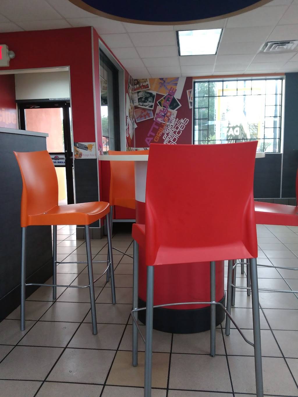KFC | restaurant | 14127 TX-249, Houston, TX 77086, USA | 2819318553 OR +1 281-931-8553