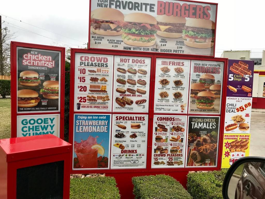 Wienerschnitzel | restaurant | 3602 John Stockbauer Dr, Victoria, TX 77907, USA | 3615783132 OR +1 361-578-3132