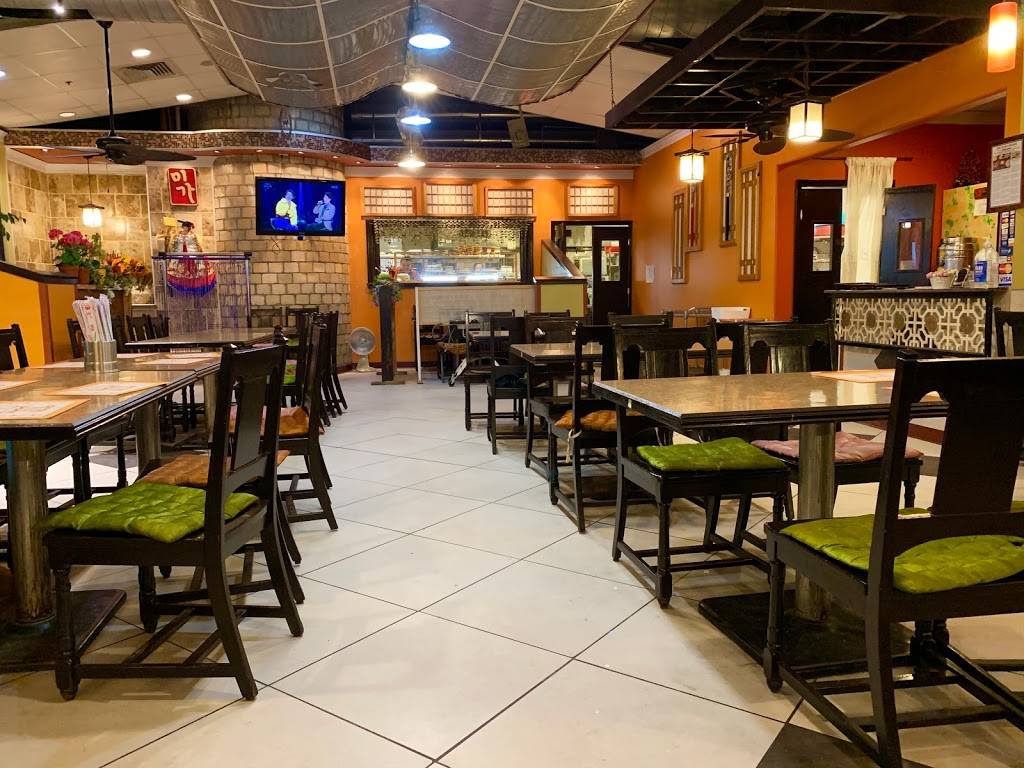 Miega Korean Barbeque | restaurant | 3820 Superior Ave, E 38th St, Cleveland, OH 44114, USA | 2164329200 OR +1 216-432-9200