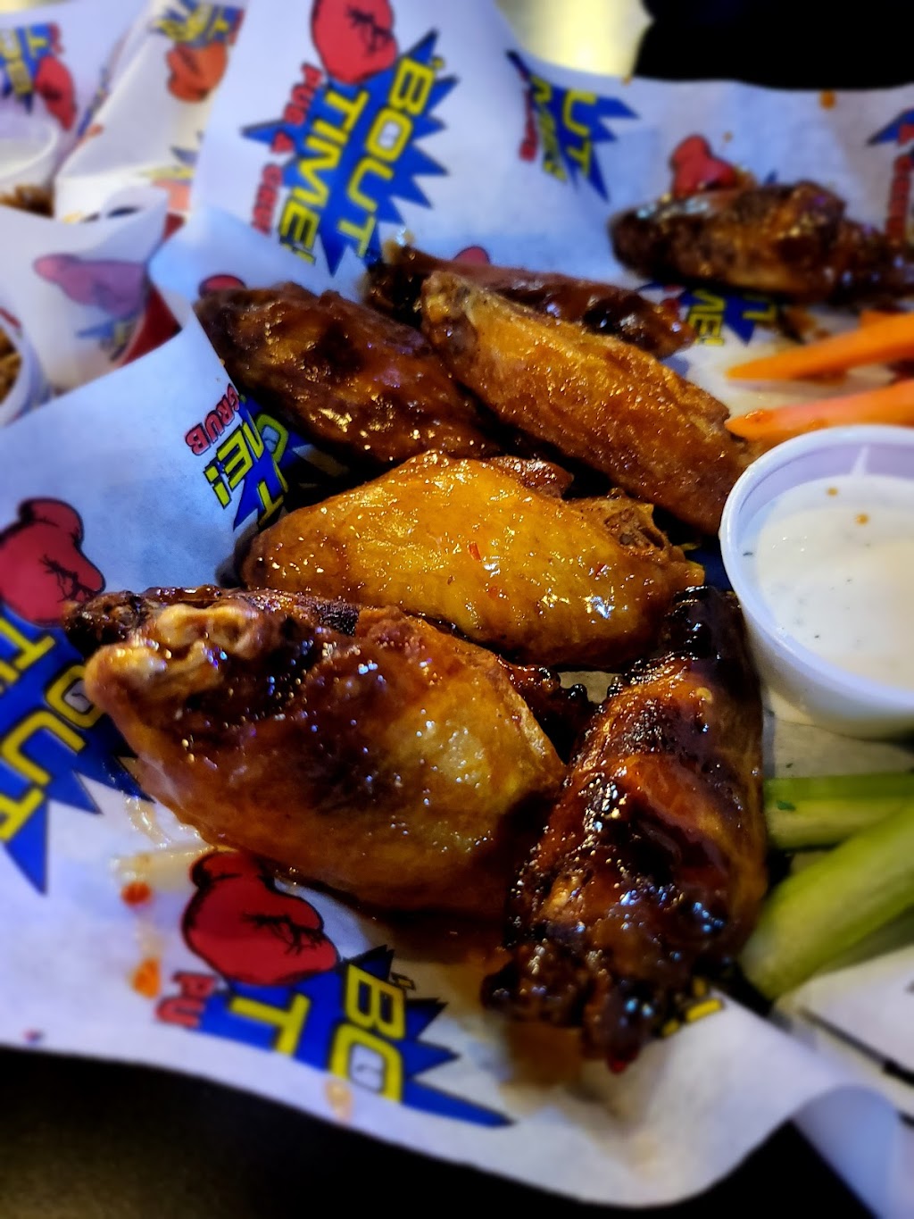 Bout Time Pub & Grub | restaurant | 568 N Mill Rd B106, Vineyard, UT 84058, USA | 3852032688 OR +1 385-203-2688