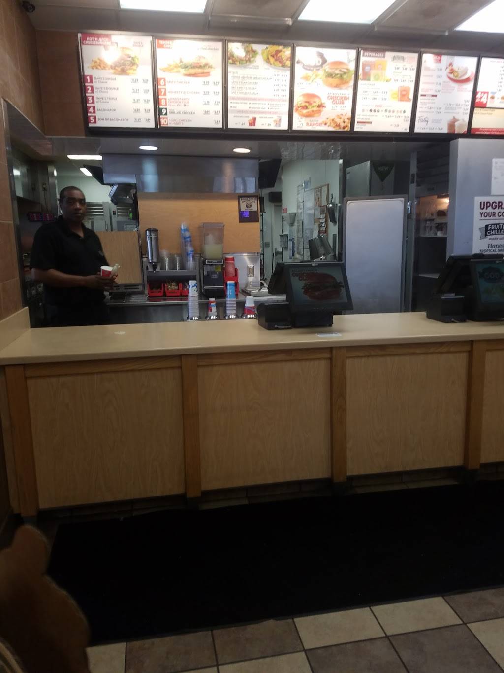 Wendys | restaurant | 900 S Eagle St, Weimar, TX 78962, USA | 9797258640 OR +1 979-725-8640