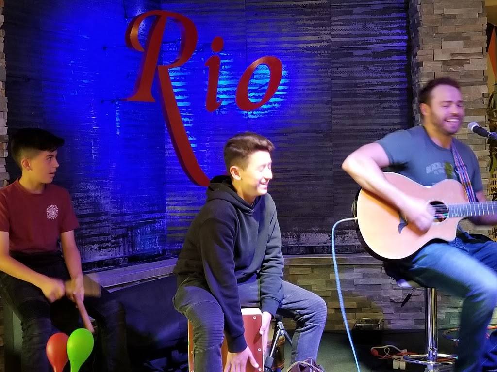 Rio Lounge and Grill | restaurant | 7140 De Soto Ave, Canoga Park, CA 91303, USA | 8188546117 OR +1 818-854-6117