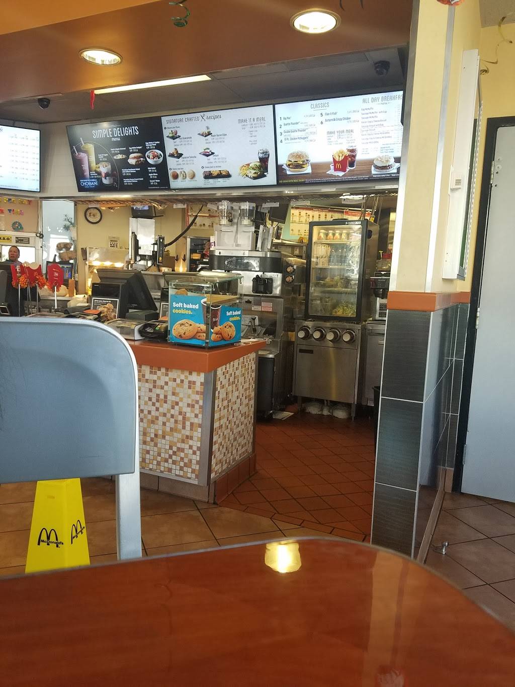 McDonalds | cafe | 3099 S Bristol St, Costa Mesa, CA 92626, USA | 7145401951 OR +1 714-540-1951
