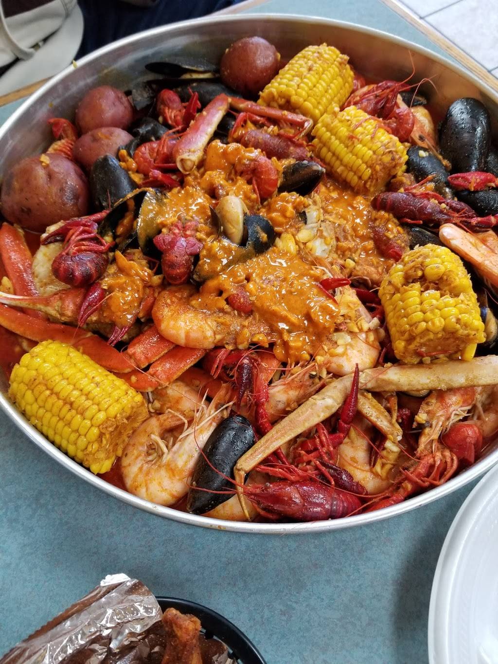 Golden Grill | restaurant | 444 Maryland Ave W, St Paul, MN 55117, USA | 6514270829 OR +1 651-427-0829