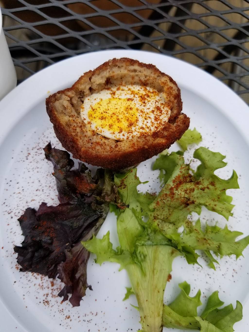 Magical Meat Boutique British Pub | restaurant | 112 W 3rd Ave, Mt Dora, FL 32757, USA | 3527296911 OR +1 352-729-6911