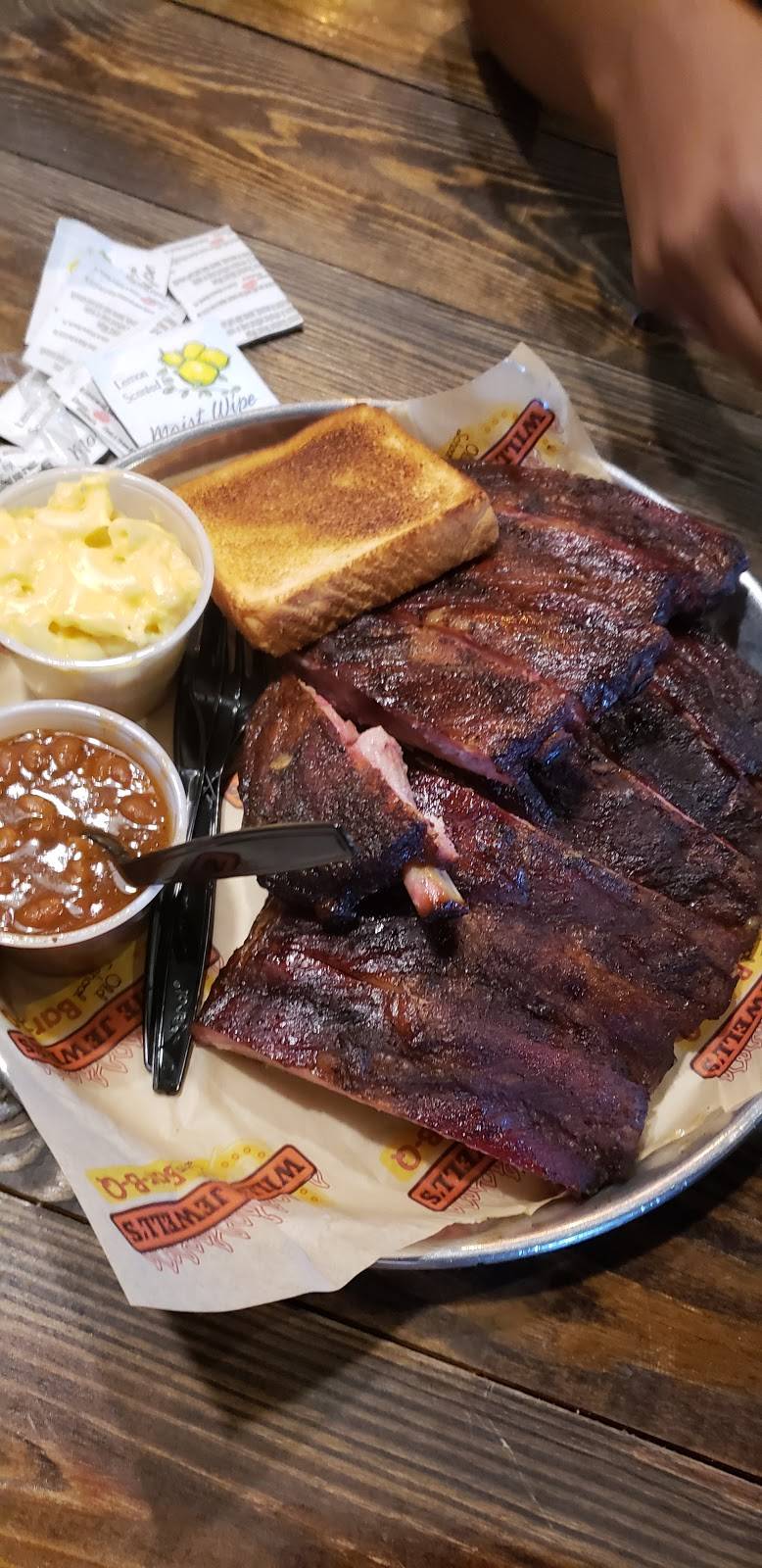 Willie Jewells Old School Bar-B-Q | restaurant | 3412 River Watch Pkwy, Martinez, GA 30907, USA | 7622228587 OR +1 762-222-8587