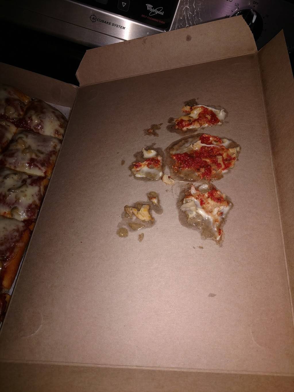 Lamoores South Erie Pizza | meal takeaway | 914 Erie St S, Massillon, OH 44647, USA | 3308379797 OR +1 330-837-9797