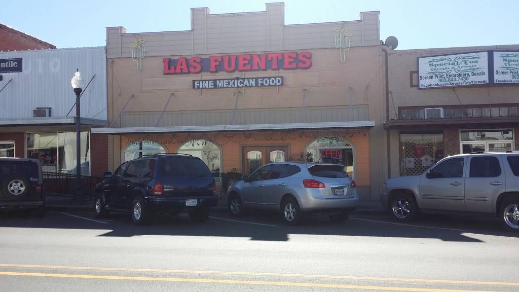 Las Fuentes | restaurant | 213 W Tyler St, Gilmer, TX 75644, USA | 9038436100 OR +1 903-843-6100
