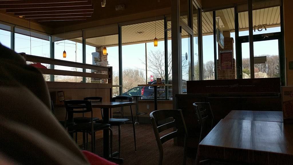 Noodles and Company | restaurant | 7511 Leesburg Pike, Falls Church, VA 22043, USA | 7034427525 OR +1 703-442-7525