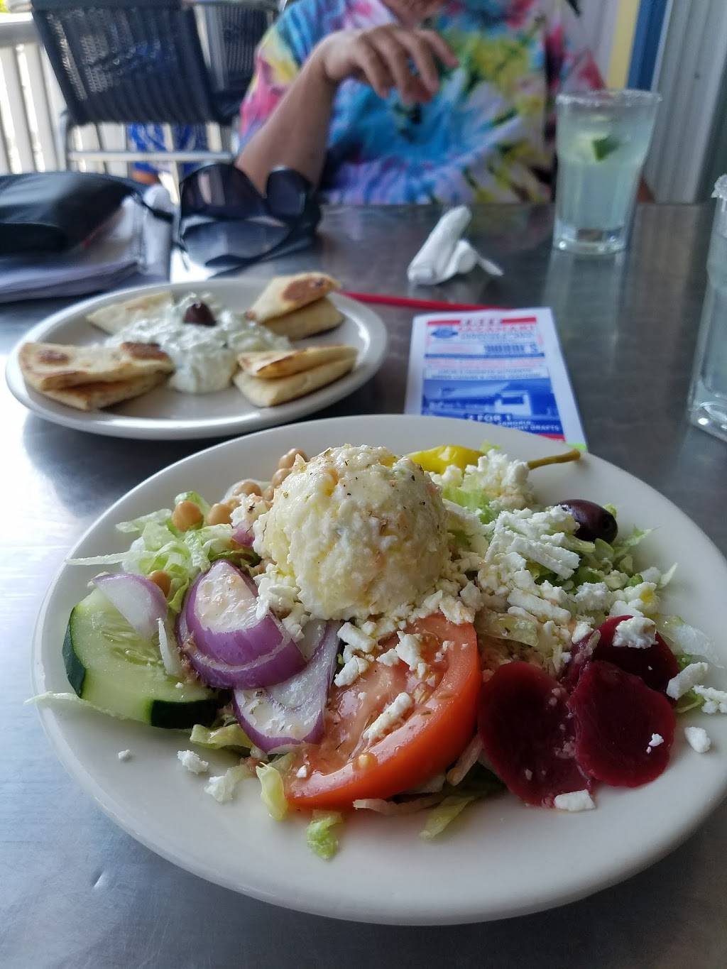 Yiannis Greek Cuisine | restaurant | 514 Dodecanese Blvd, Tarpon Springs, FL 34689, USA | 7279347335 OR +1 727-934-7335