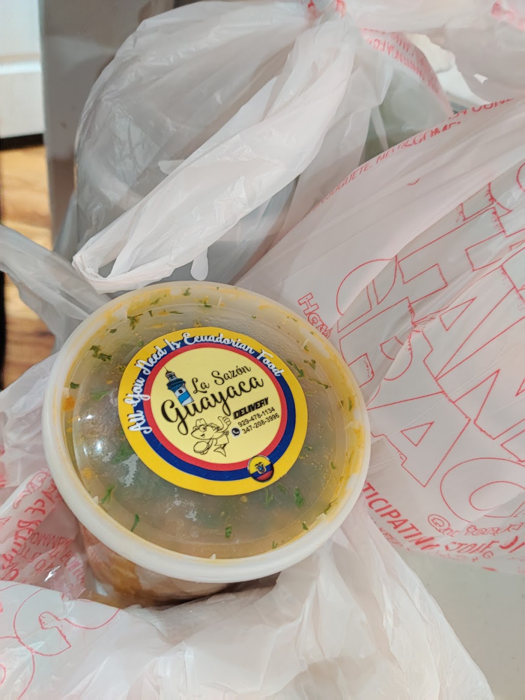 La Sazón Guayaca | restaurant | 25-40 99th St, Queens, NY 11369, USA | 3472083996 OR +1 347-208-3996