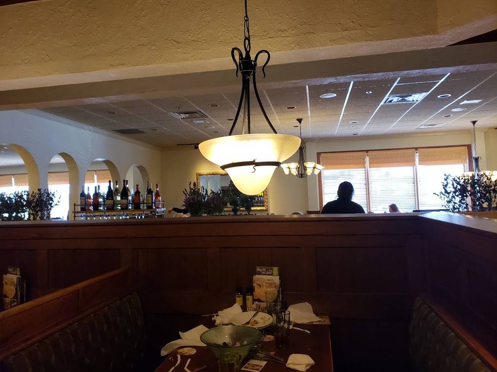 Olive Garden Italian Restaurant | meal takeaway | 2390 S Havana St, Aurora, CO 80014, USA | 3037459945 OR +1 303-745-9945