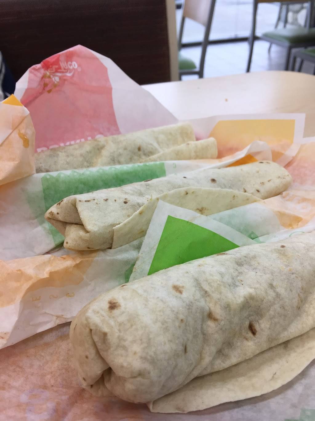 Del Taco | meal takeaway | 3864 Sierra Ave, Fontana, CA 92336, USA | 9098234935 OR +1 909-823-4935